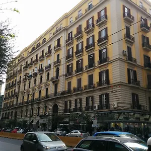 Be Italian Flat Bovio Pensión Nápoles